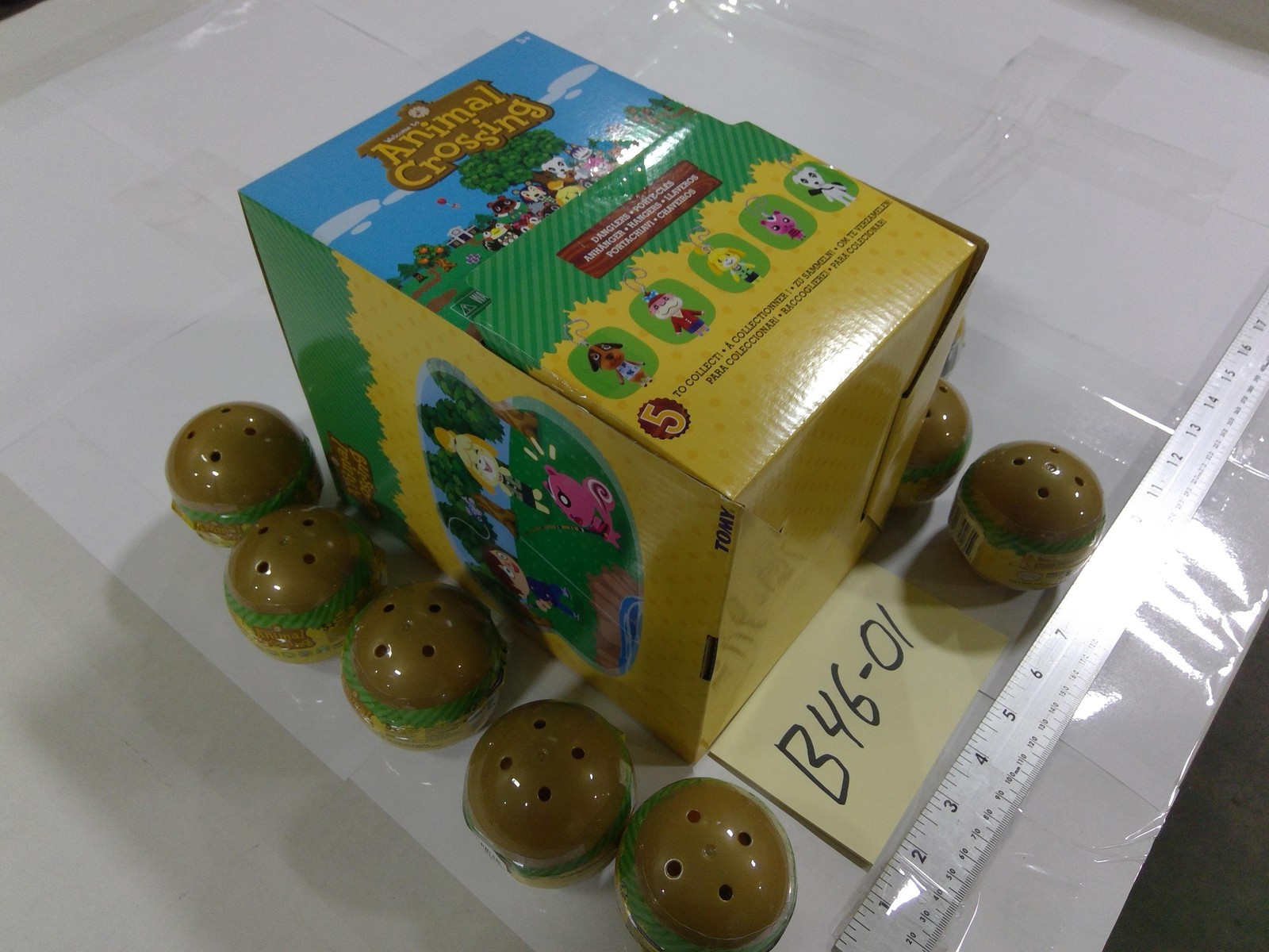 Animal Crossing TOMY Dangler Key Chain Capsule Lot Of 12 Blind Eggs New Sealed