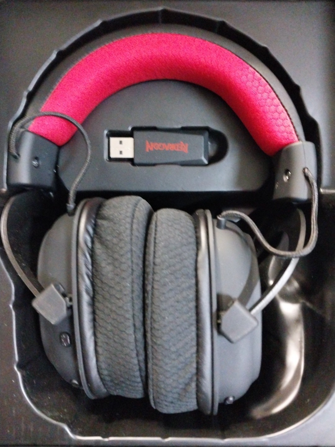 Redragon Zeus X RED-H510-RWBK Wireless RGB Gaming Headset Black