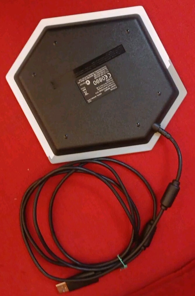 Disney Infinity USB Portal Base Pad Reader Portal Xbox 360 Model INF-8032385