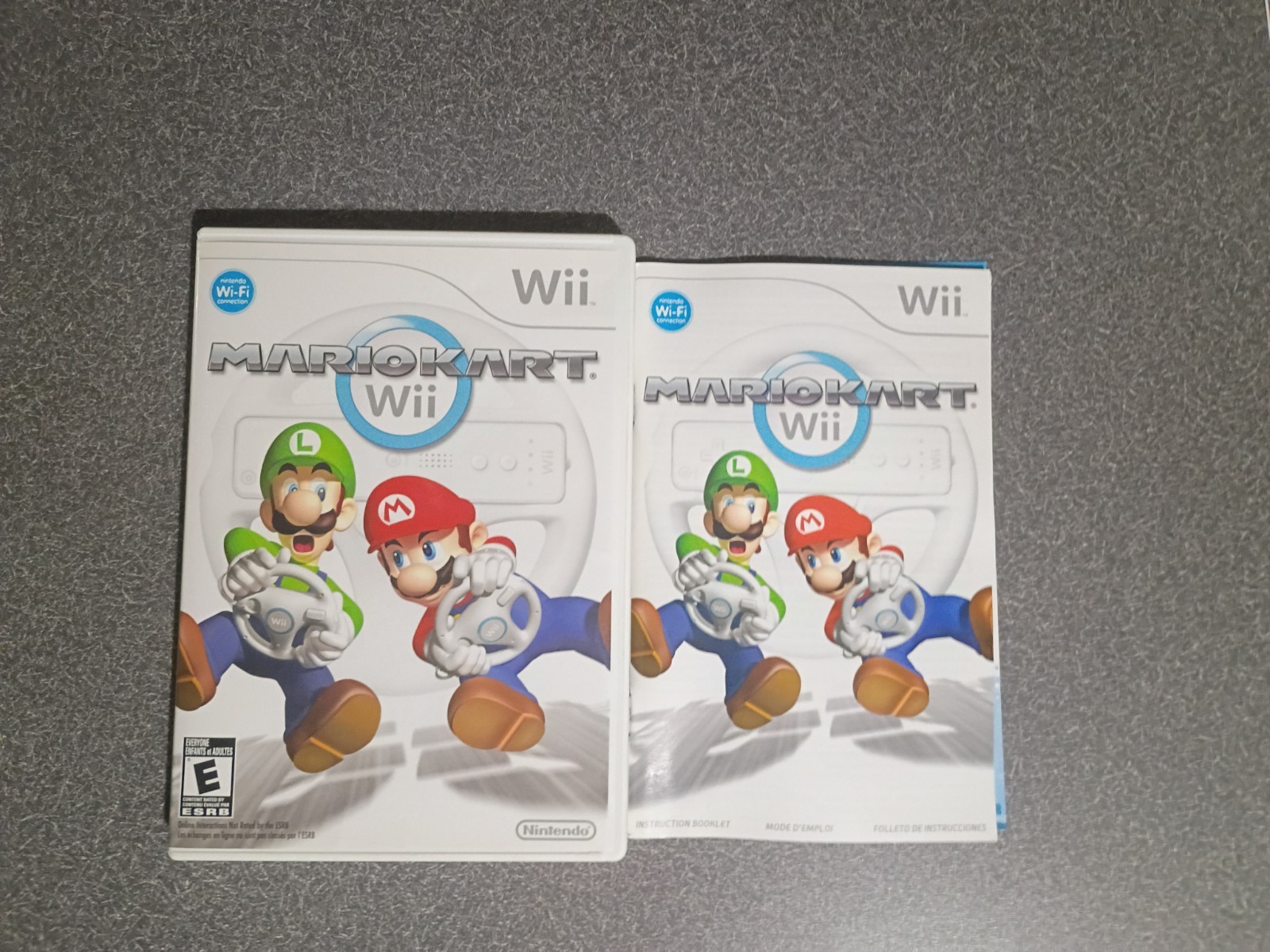 Nintendo Mario Kart Wii Original DVD Keep Case w/ Manual, Cover Art & Inserts