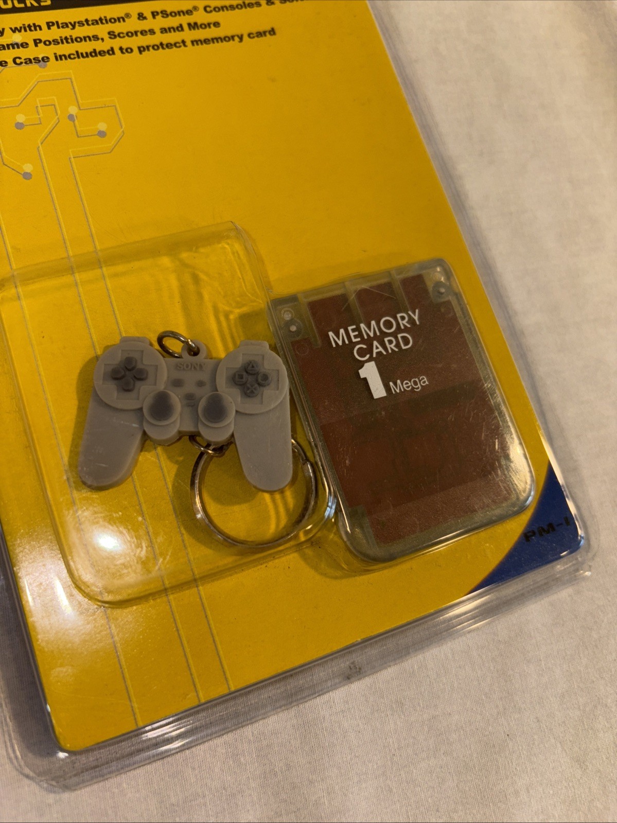 NEW Argo 1 Mega Memory Card For PlayStation With PS1 Controller Keychain