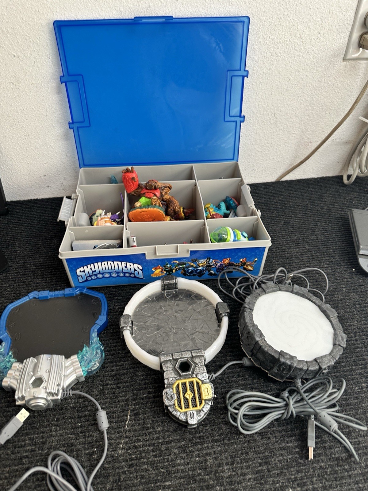 Skylanders Activision 3 Portals And Characters Bundle