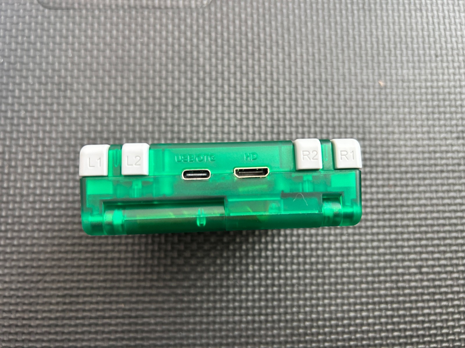 ANBERNIC RG35XX SP (TRANSPARENT GREEN) KNULLI 2 OS (64GB GAME CARD) (GXRG)