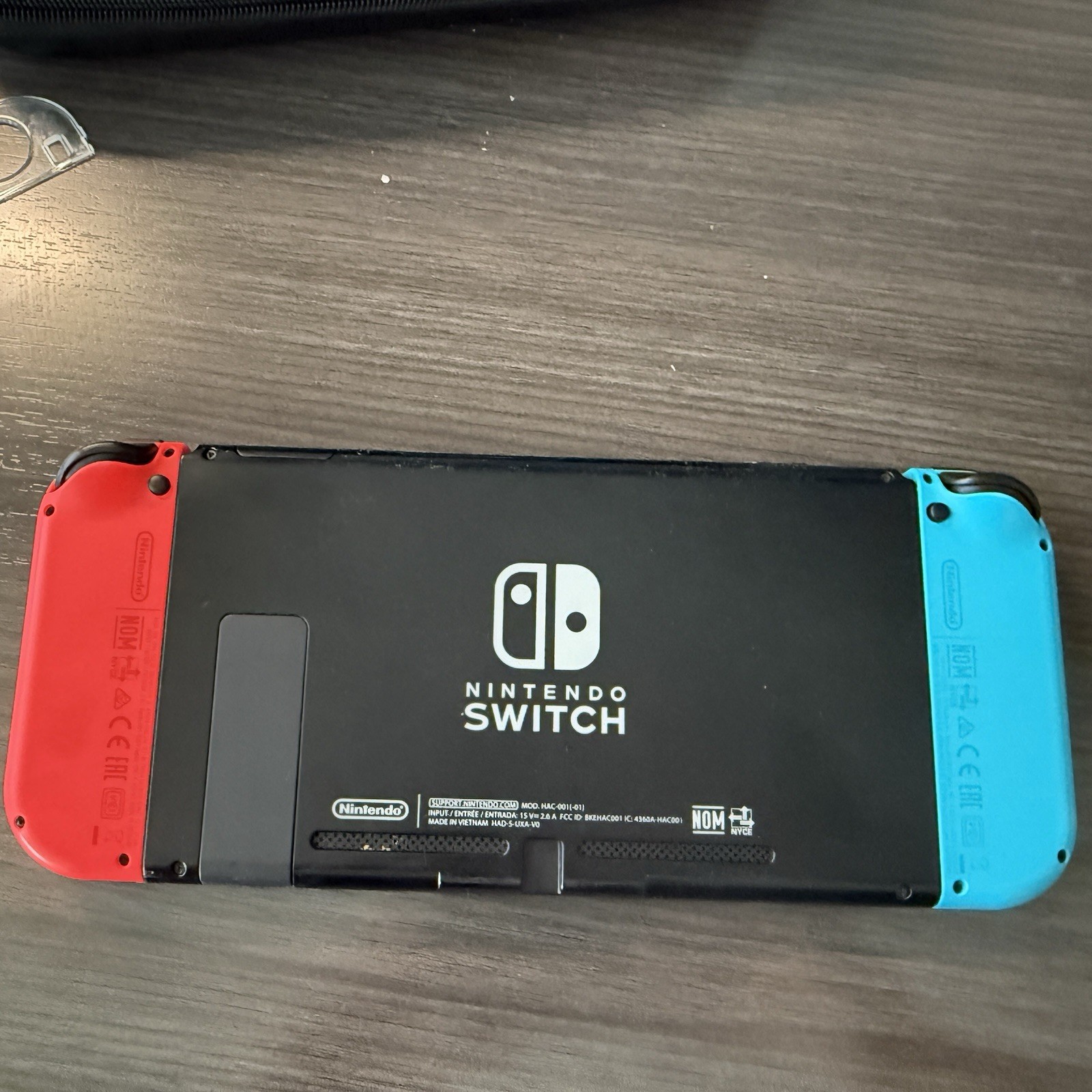 Nintendo Switch HAC-001 Console Neon Blue/Red Joy-Con, Complete Set In Box Xtras