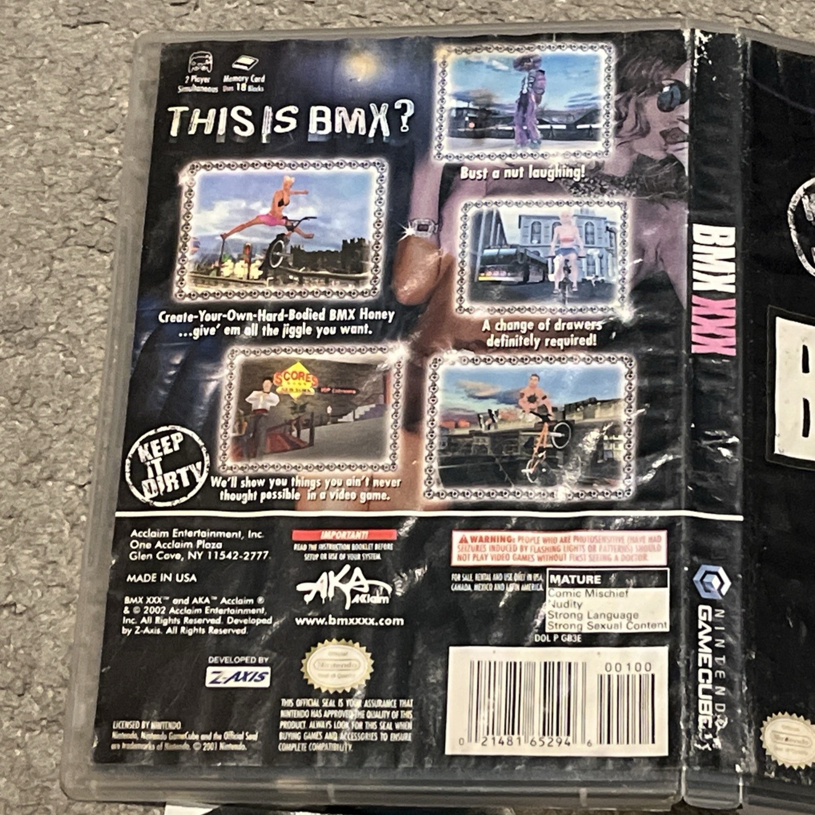 BMX XXX Nintendo Gamecube Complete CIB w/ Poster Manual Reg Card Water Damaged