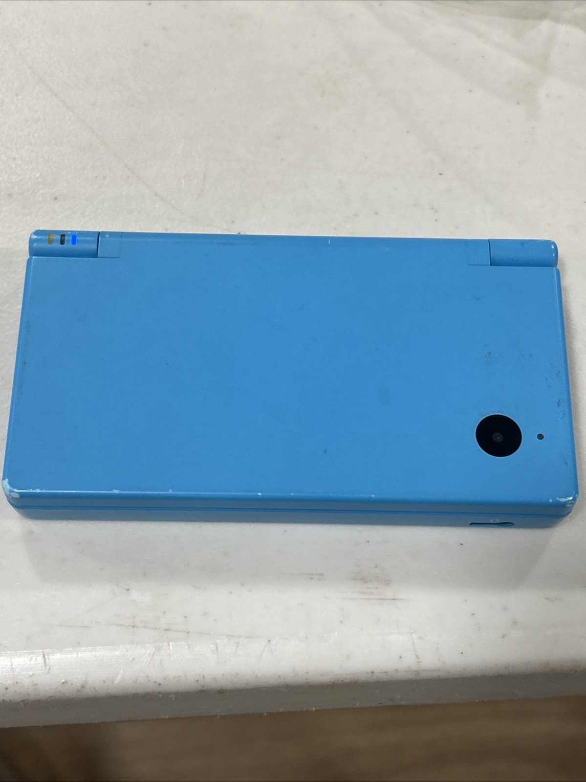 Nintendo DSi Light Blue Handheld Console Complete. Good Condition With Manuals