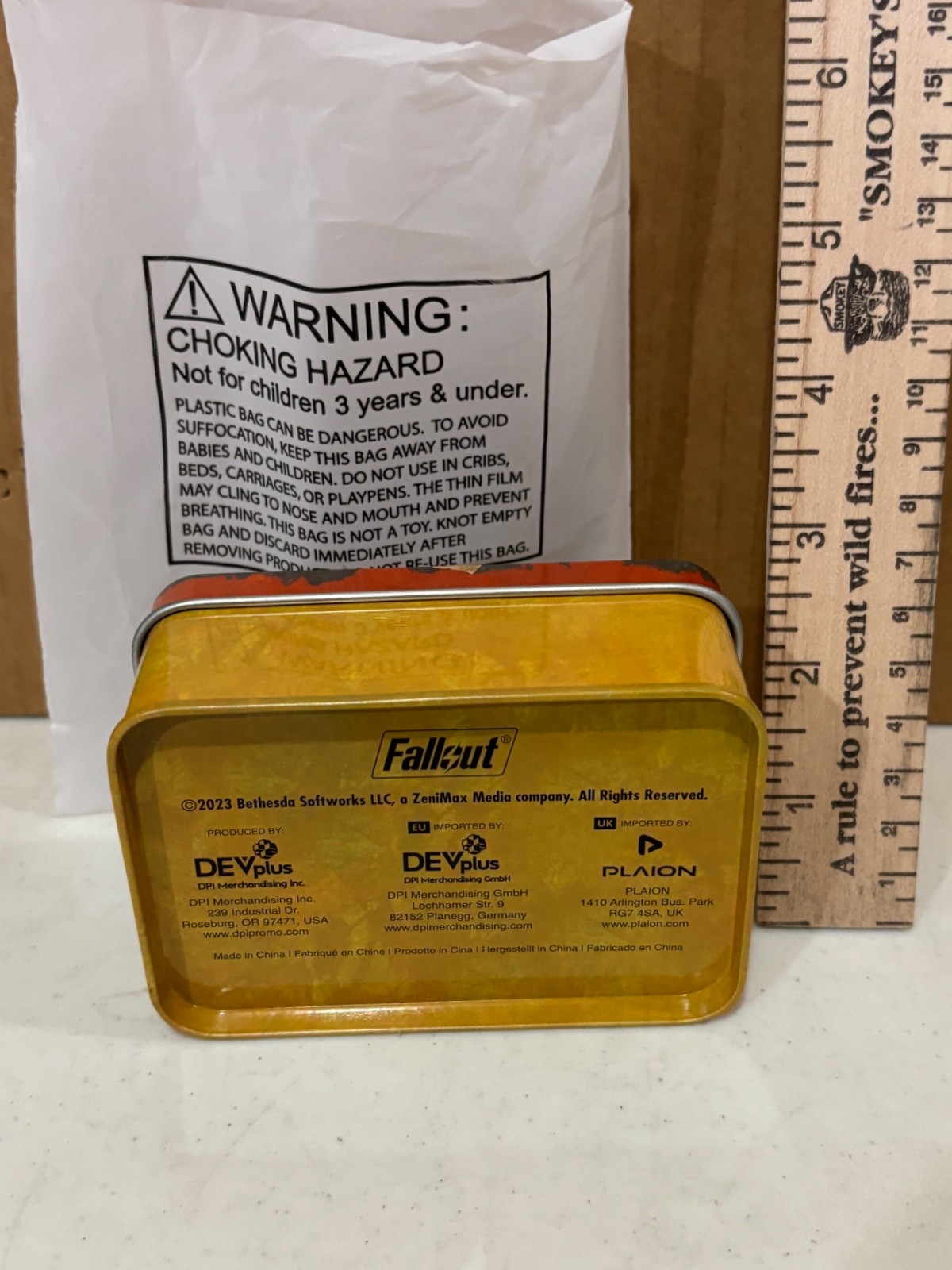 Fallout 3 4 76 !! Nuka Cola 20 Orange Caps with Collectible Tin !! Bethesda New