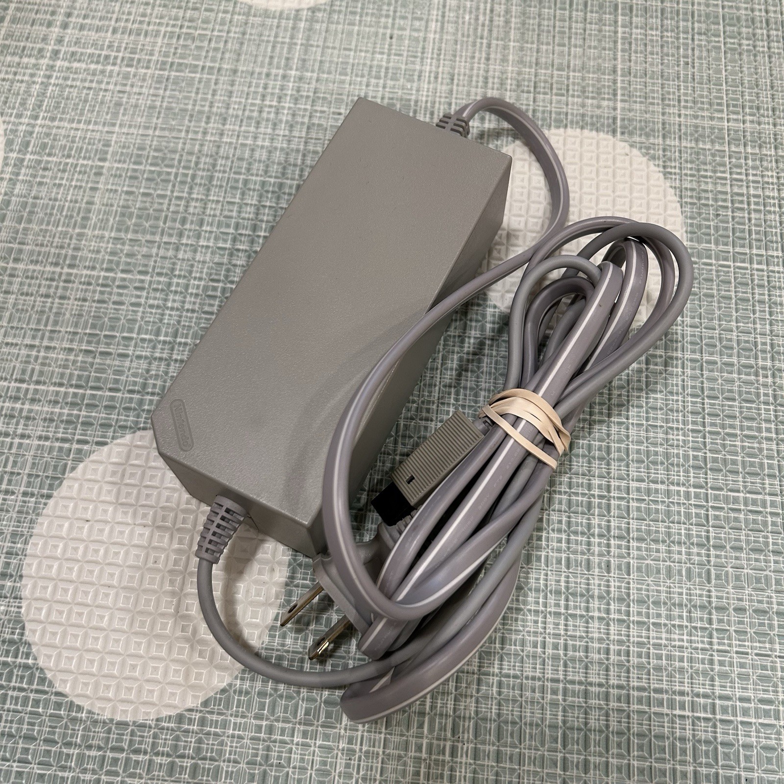 Nintendo Wii OEM Cord Bundle – AC Adapter + AV Cable + Black Sensor Bar TESTED