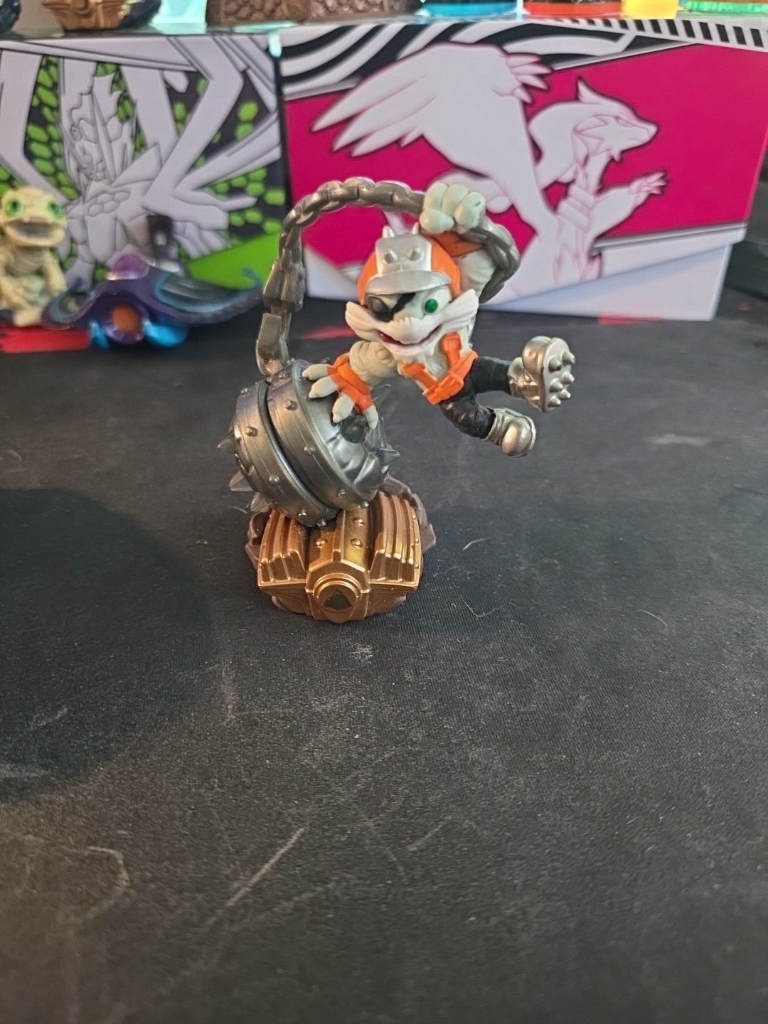 Skylanders Superchargers Smash Hit Character Figure Earth