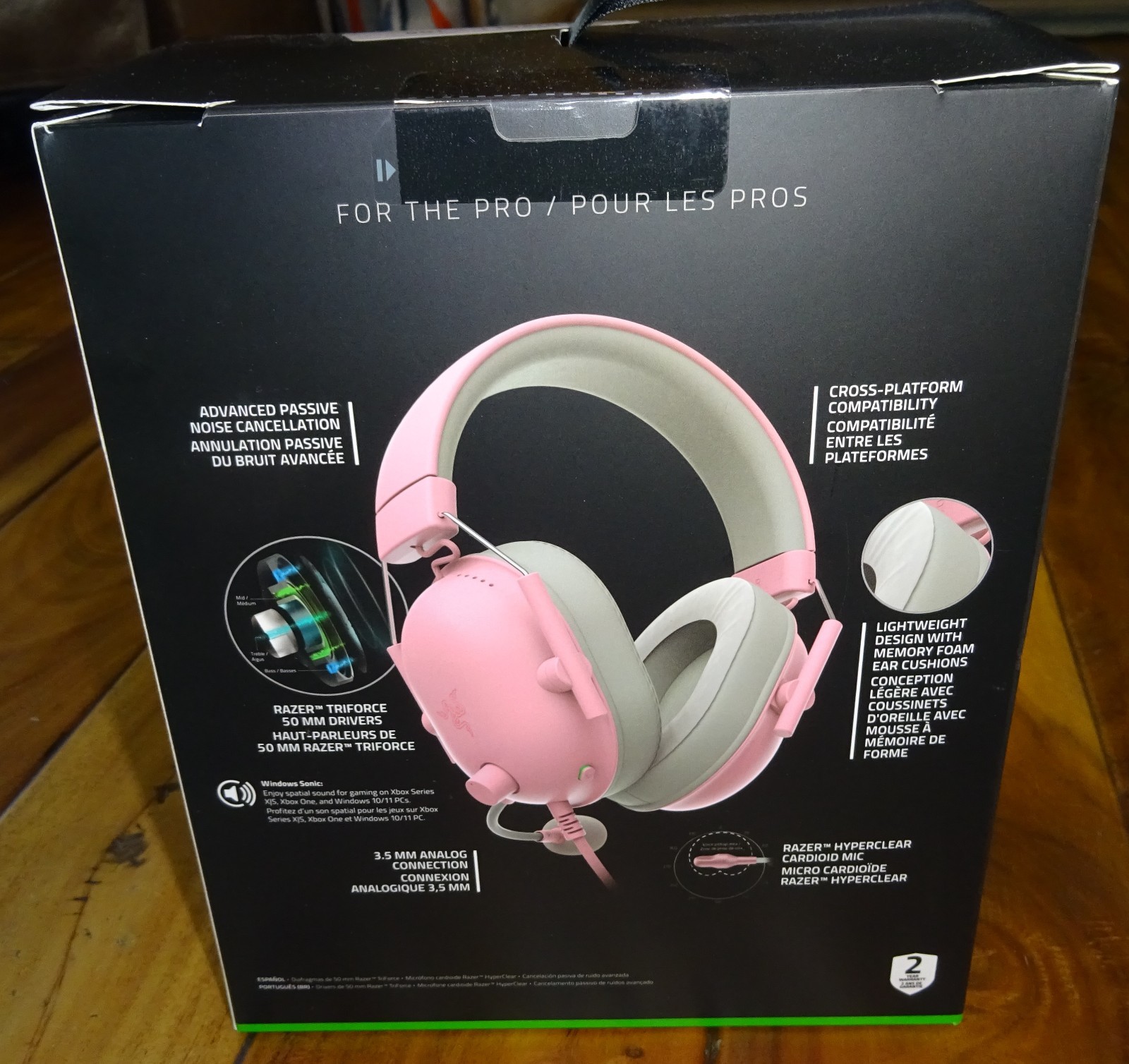Razer BlackShark V2 X Wired Gaming Headset Multi-Platform Quartz Edition – New