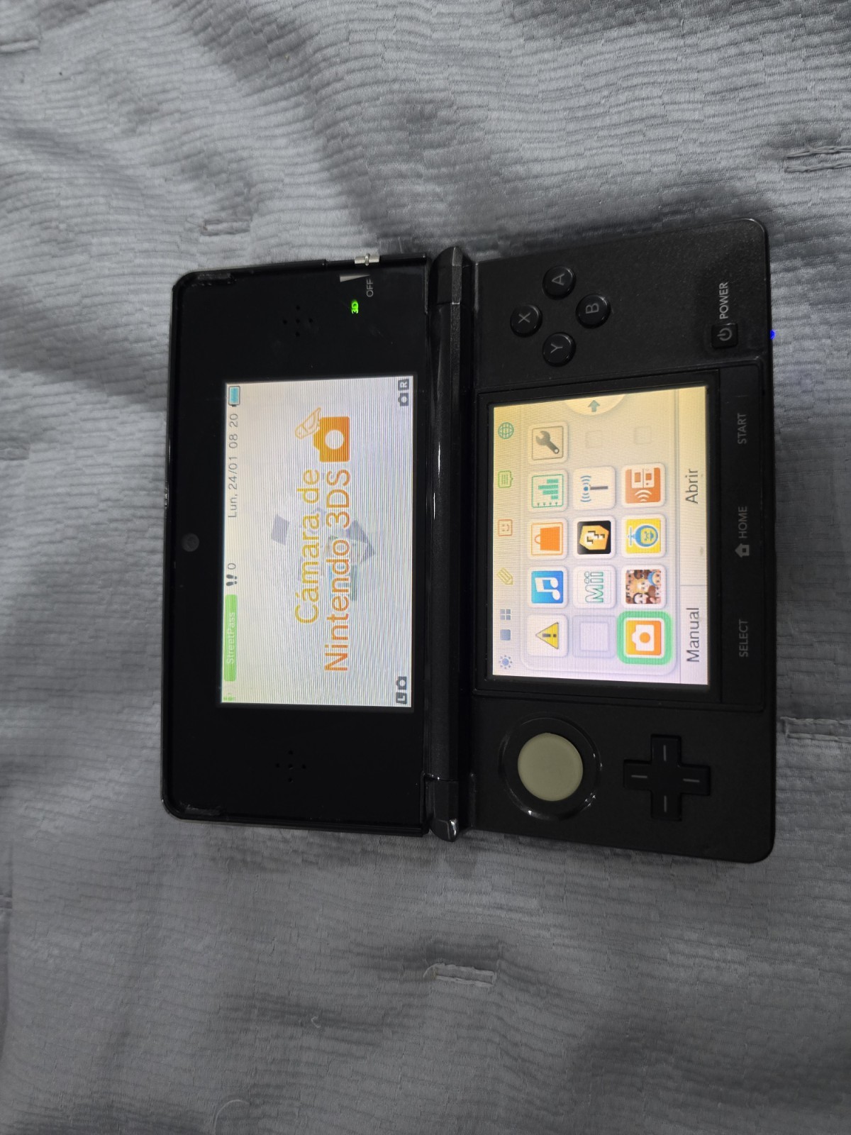 Nintendo 3DS Cosmo Black Handheld Console System CTR-001
