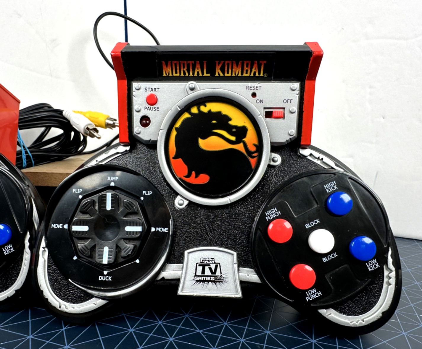 JAKKS Pacific Mortal Kombat 2004 Plug & Play Two Controllers w/ Multiplayer Cord
