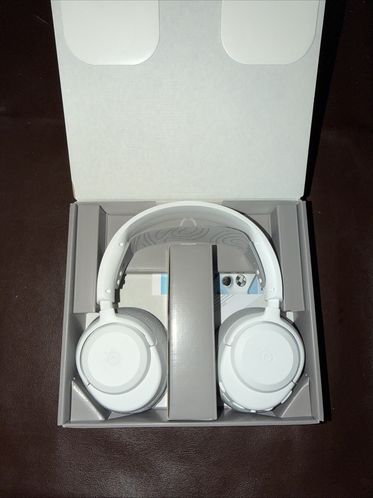 Arctis Nova 3X Wireless Gaming Headset White