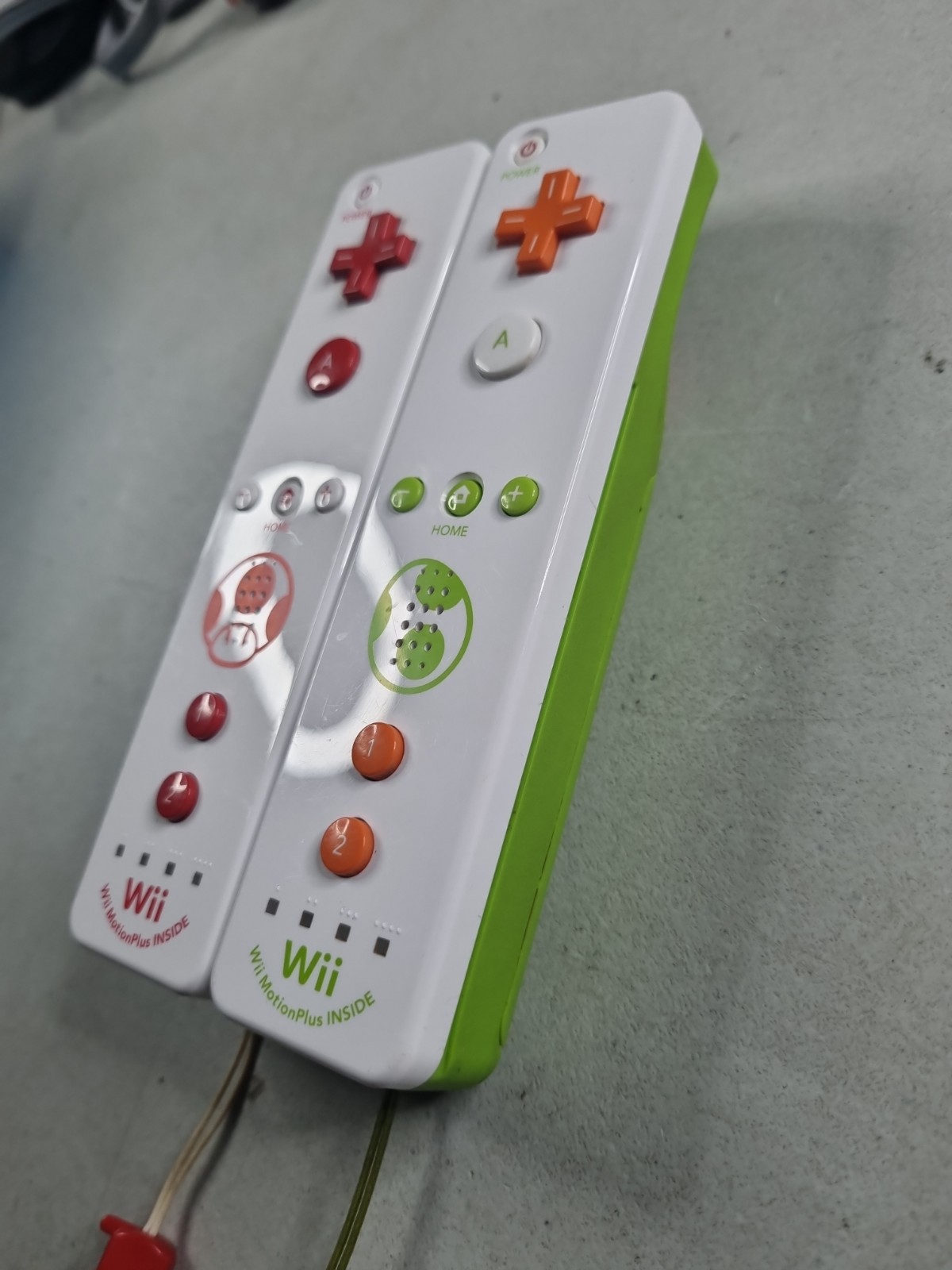 Nintendo Wii Remote Motion Plus Toad & Yoshi OEM Genuine Controllers W Straps