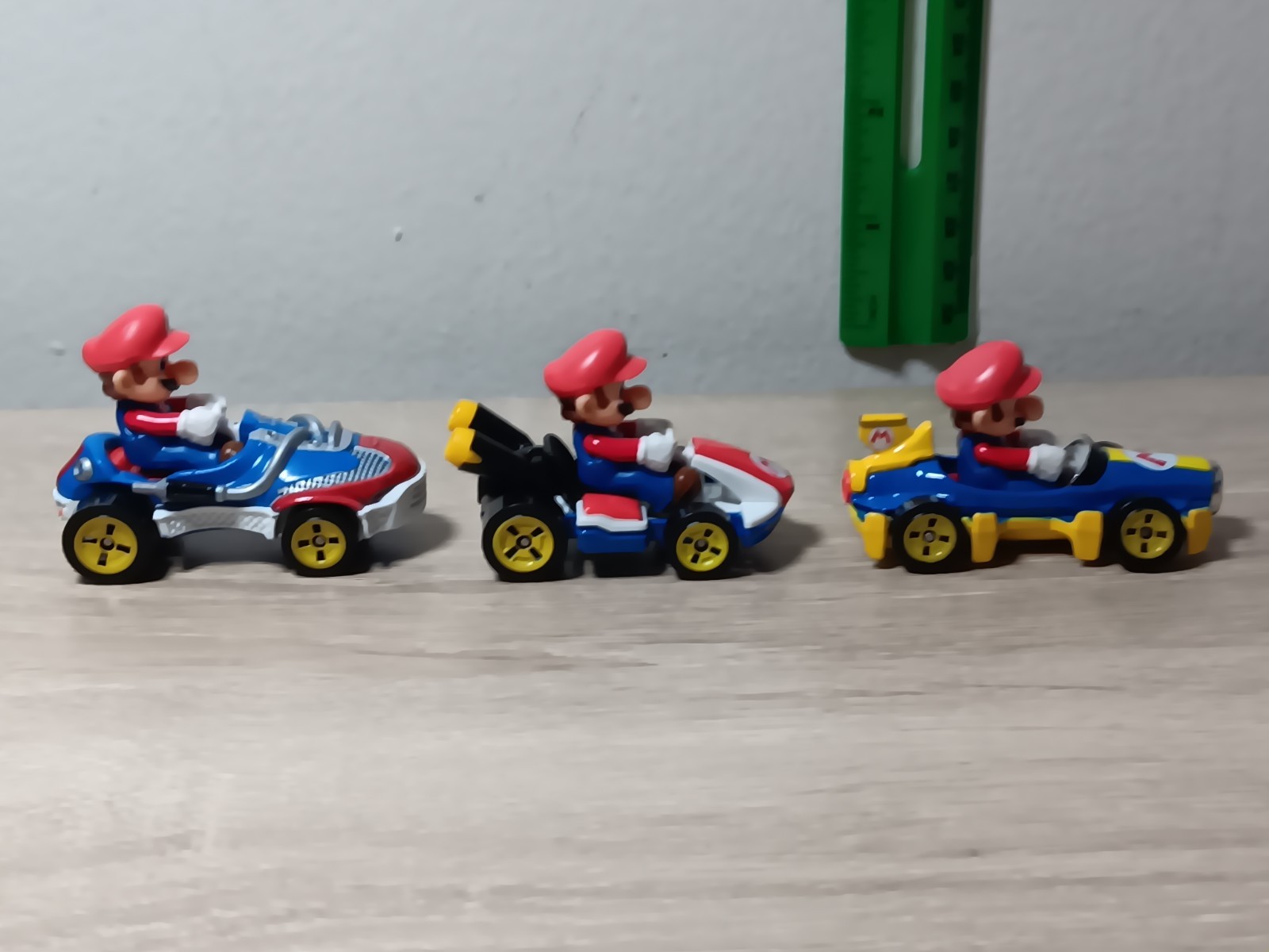 *FREE SHIP* 6-PK Super Mario Kart Hot Wheels Pipe Frame Wild Wing Mach-8 Sneaker