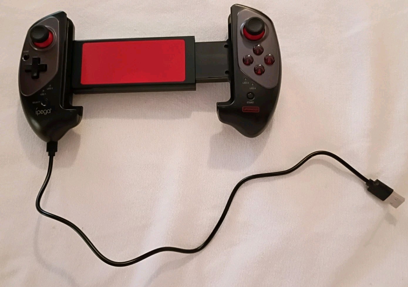 Ipega PG-9083S Retractable Wireless Controller (Android/IOS) Tested