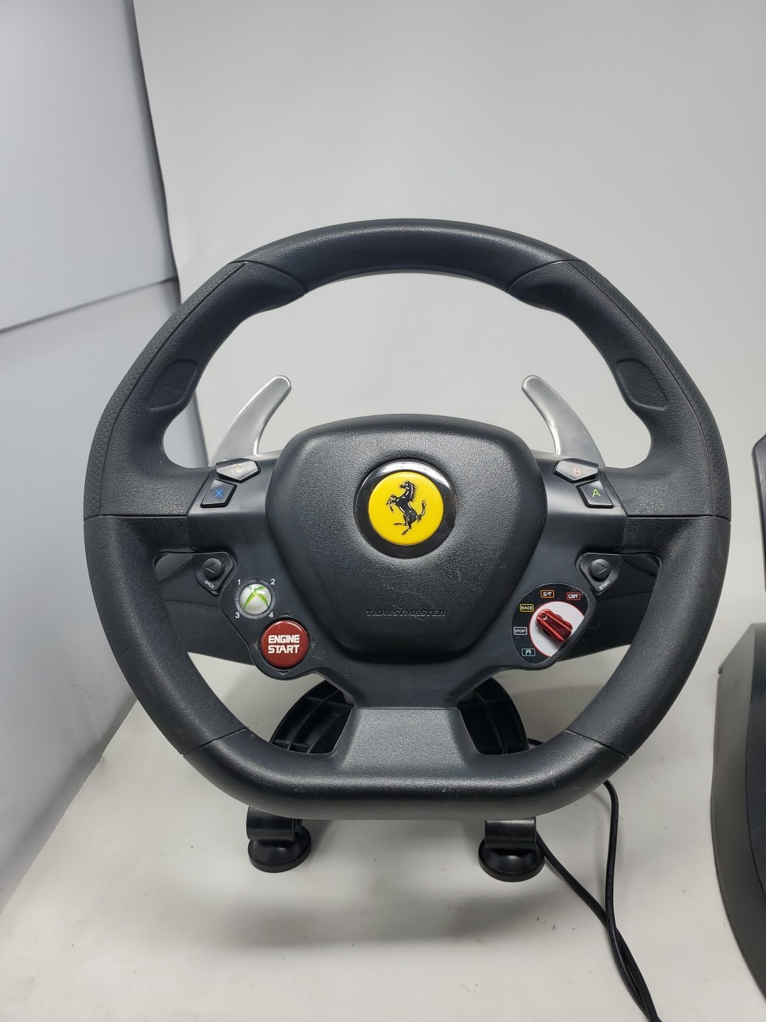 Thrustmaster Ferrari 458 Italia Racing Wheel & Pedals Xbox 360 PC