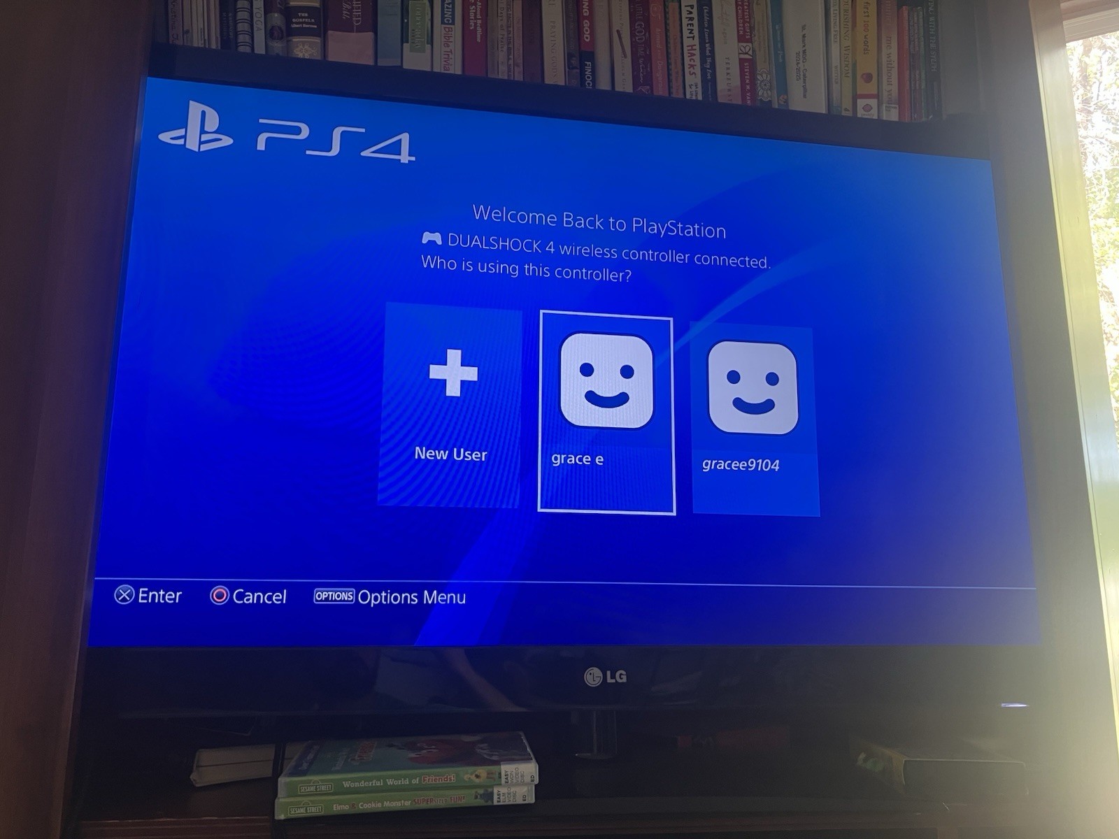 Sony Playstation 4 PS4 Console CUH-1001A CLEAN NEW THERMAL PASTE 500GB 11 Games+