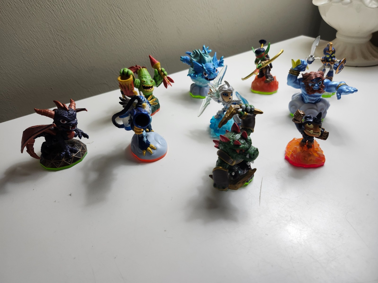 Skylanders Lot of 10 Various Figures No Duplicates