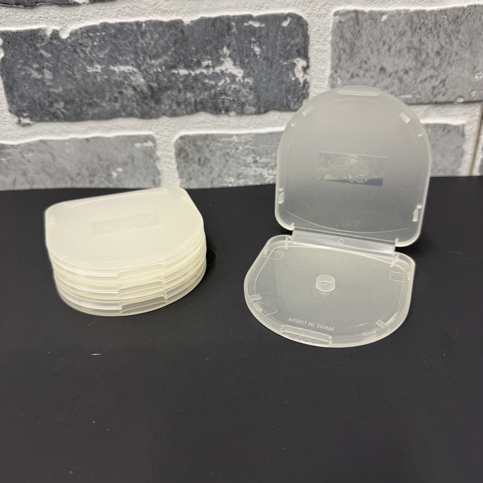 Madcatz UMD Plastic Storage Cases – Lot of 4 – Sony PSP UMD Clear