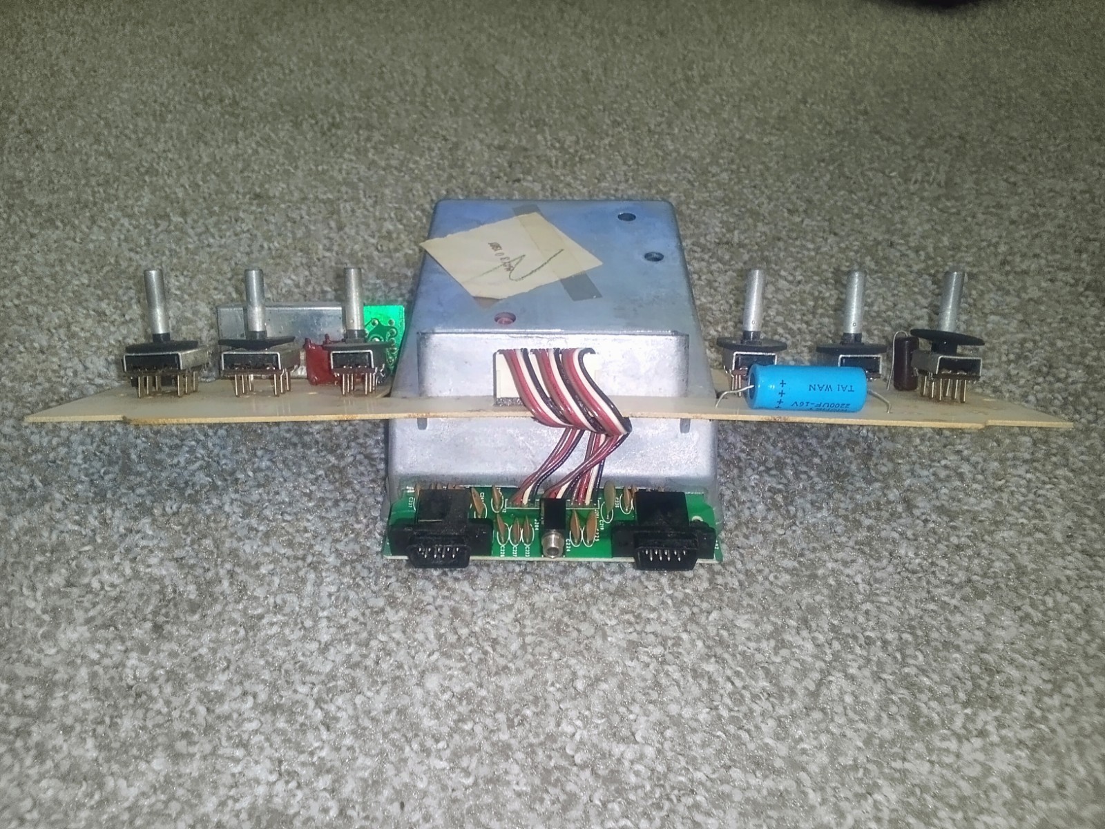 Atari 2600 6 Switch Console Board ONLY NOT WORKING AS IS See Pics READ BELOW
