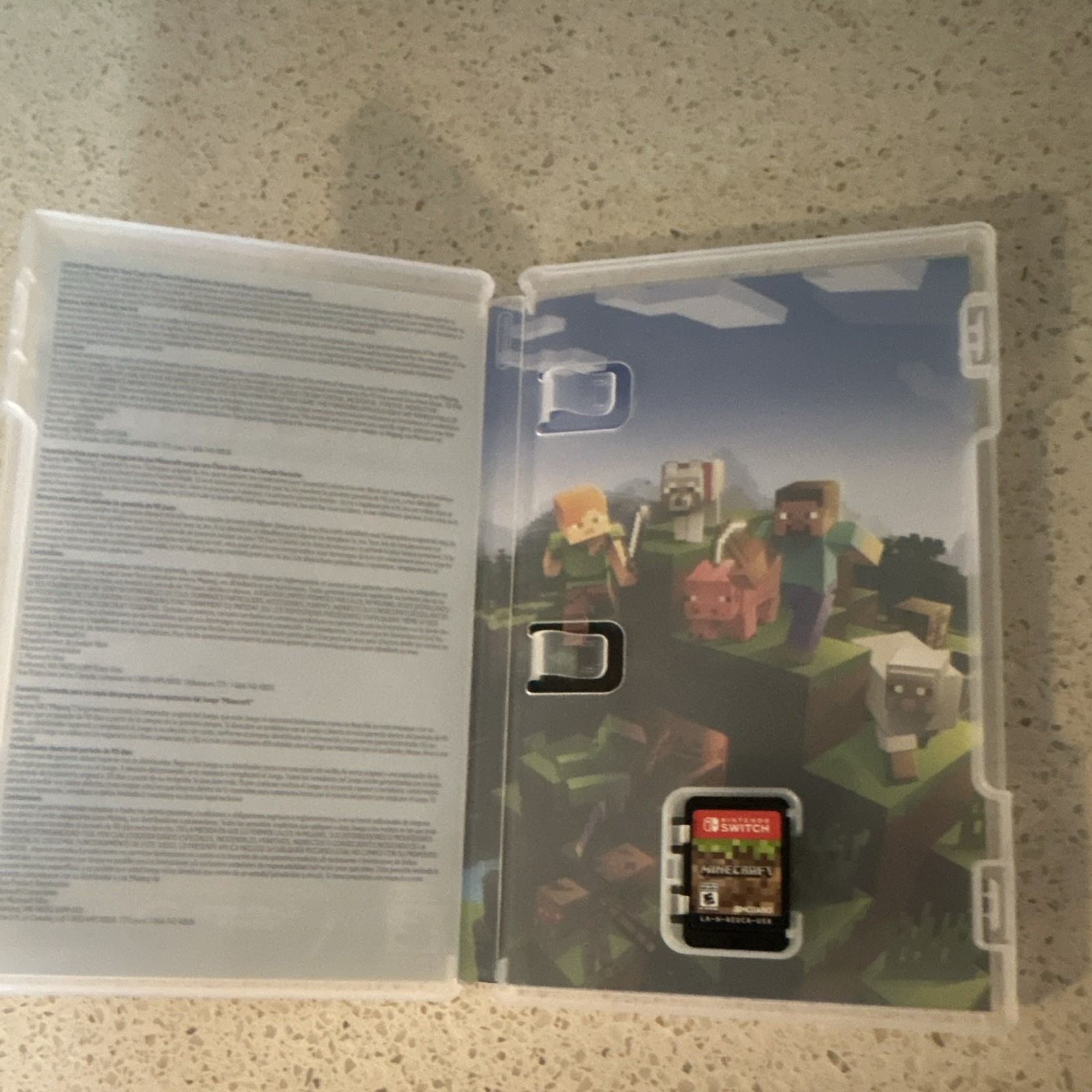Minecraft Nintendo Switch Game Cartridge with Case, E10+ (Everyone 10+)