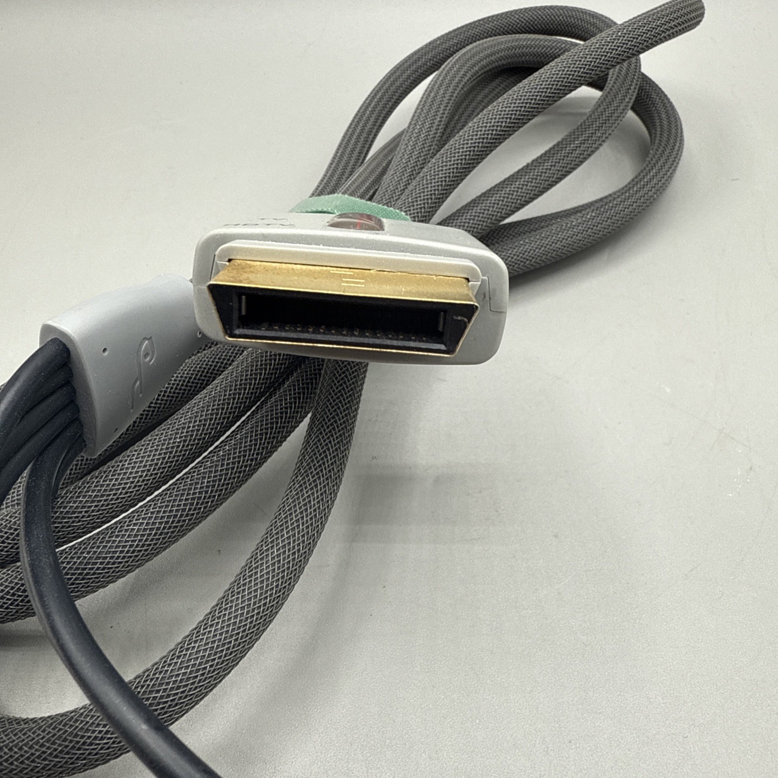 Rocketfish Xbox 360 Audio/Video Gaming Cable to connect HD/Standard TV to Xbox