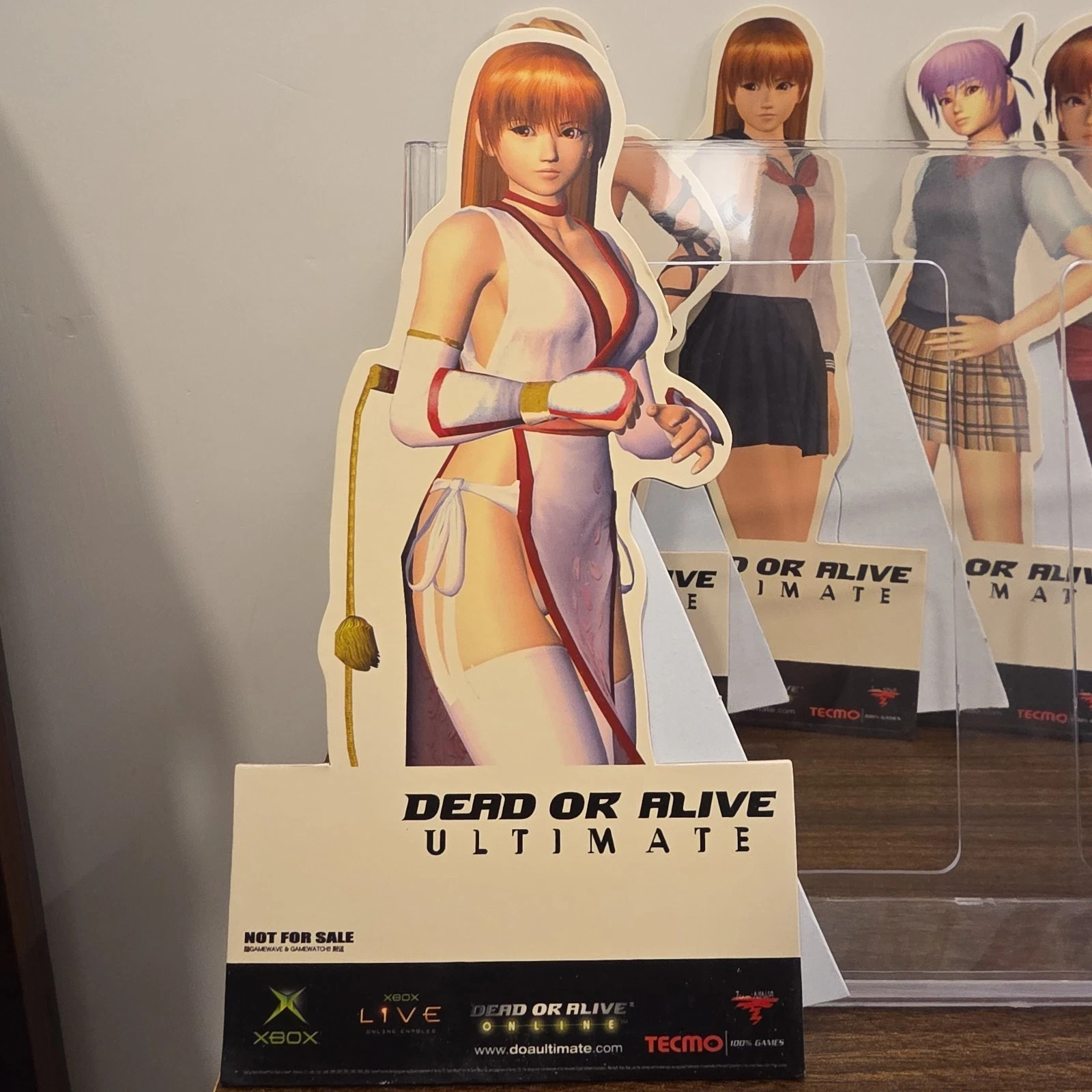 Dead Or Alive Ultimate Xbox Live Original Counter Standee Girls 8x Complete set