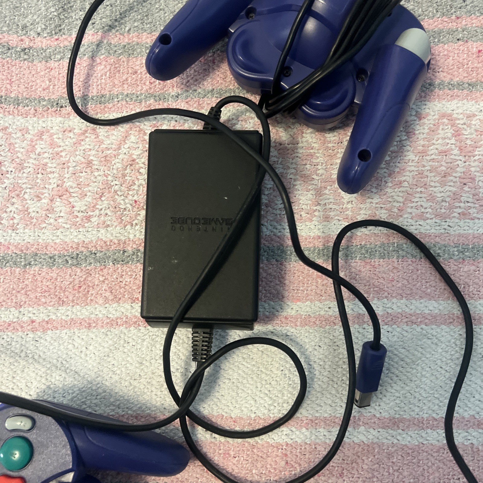 Gamecube Silver Console w/ 2 Controllers, Memory Card & Gameboy Advance Adapter