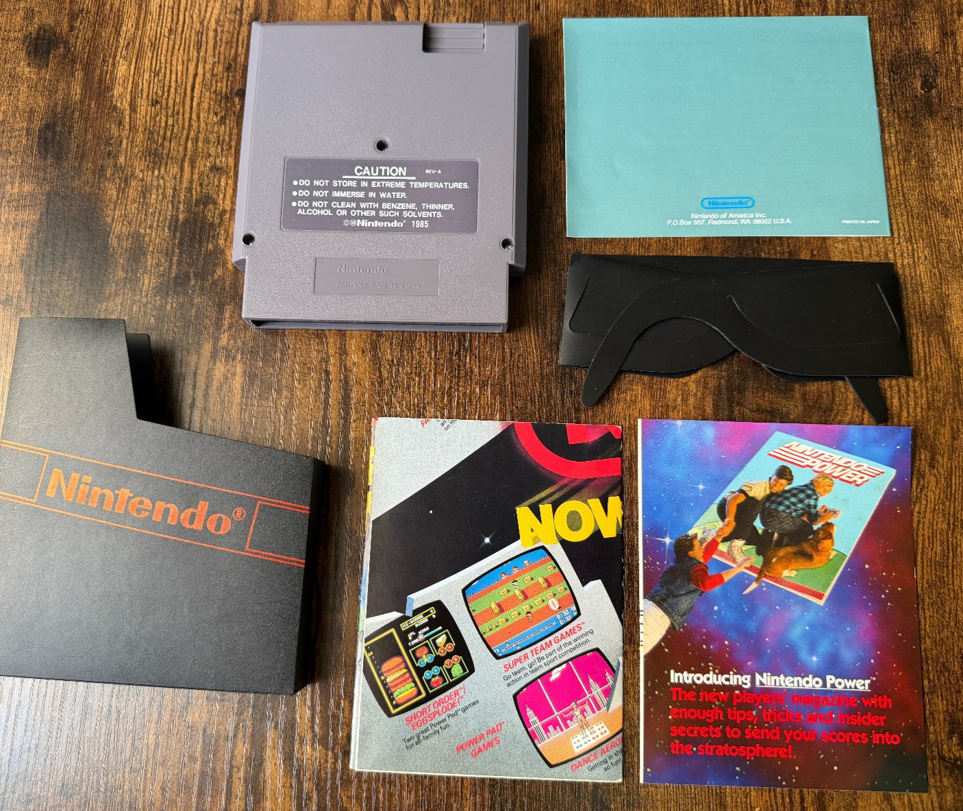 oval seal Rad Racer complete in box nintendo nes w/ 3D Glasses factory MINT