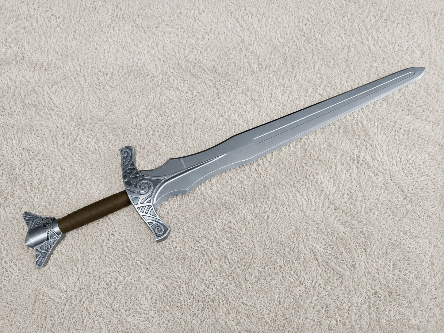 The Elder Scrolls V: Skyrim Steel Sword Prop Full Sized Replica Cosplay Display