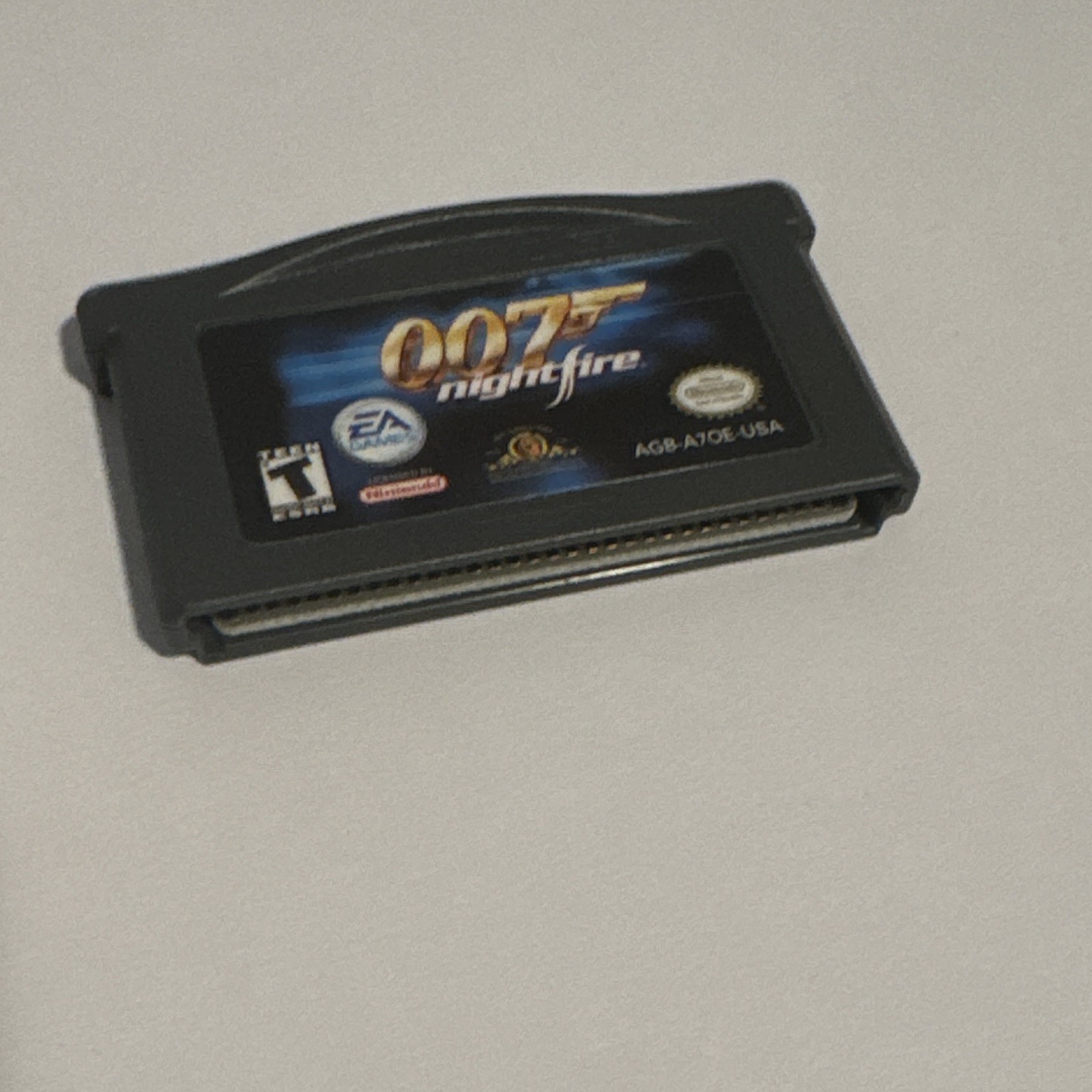 EA Games 007: NightFire James Bond 007 Nintendo Game Boy Advance NTSC T