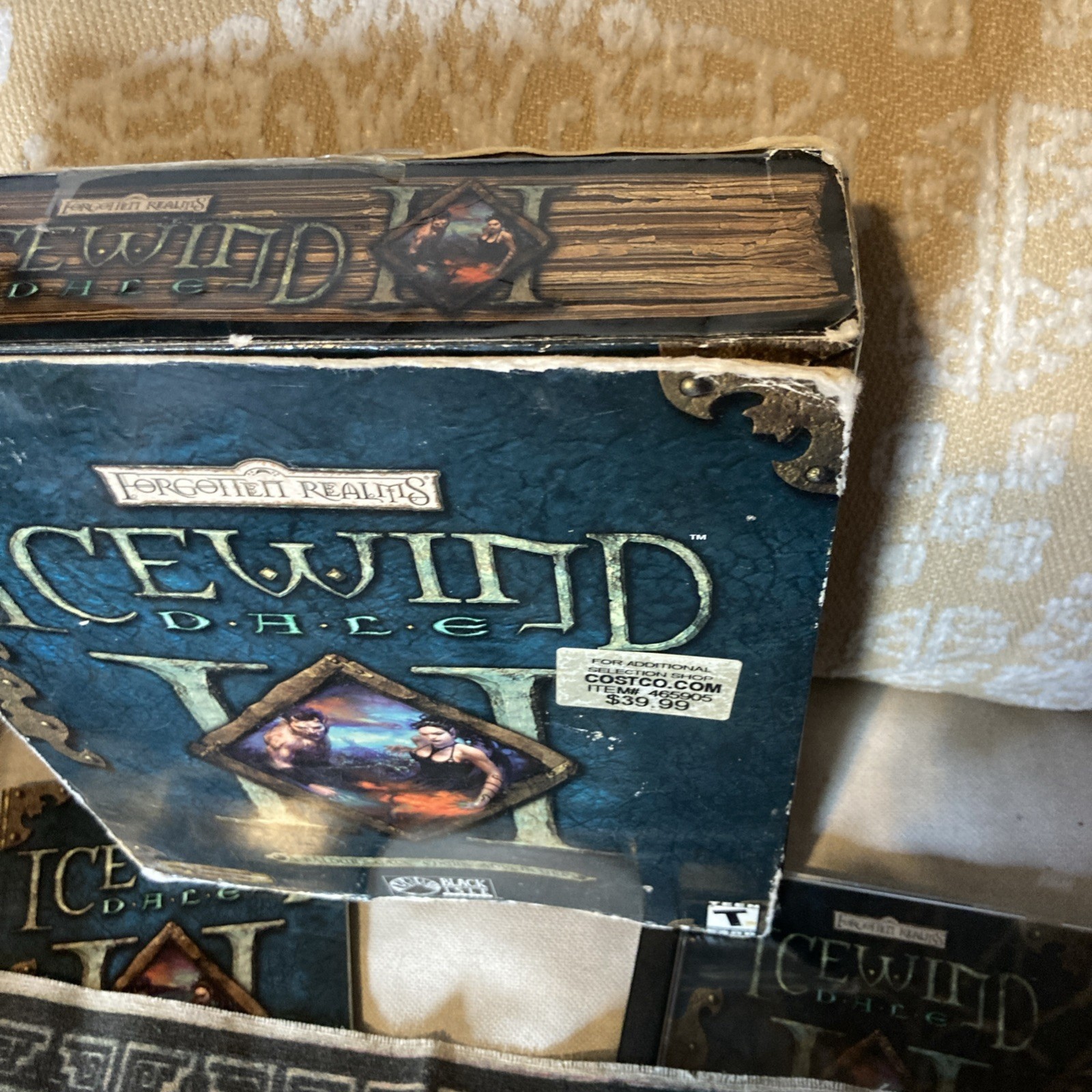 Icewind Dale II 2 PC CIB (Complete In Box) 2002 Including Fabric Map