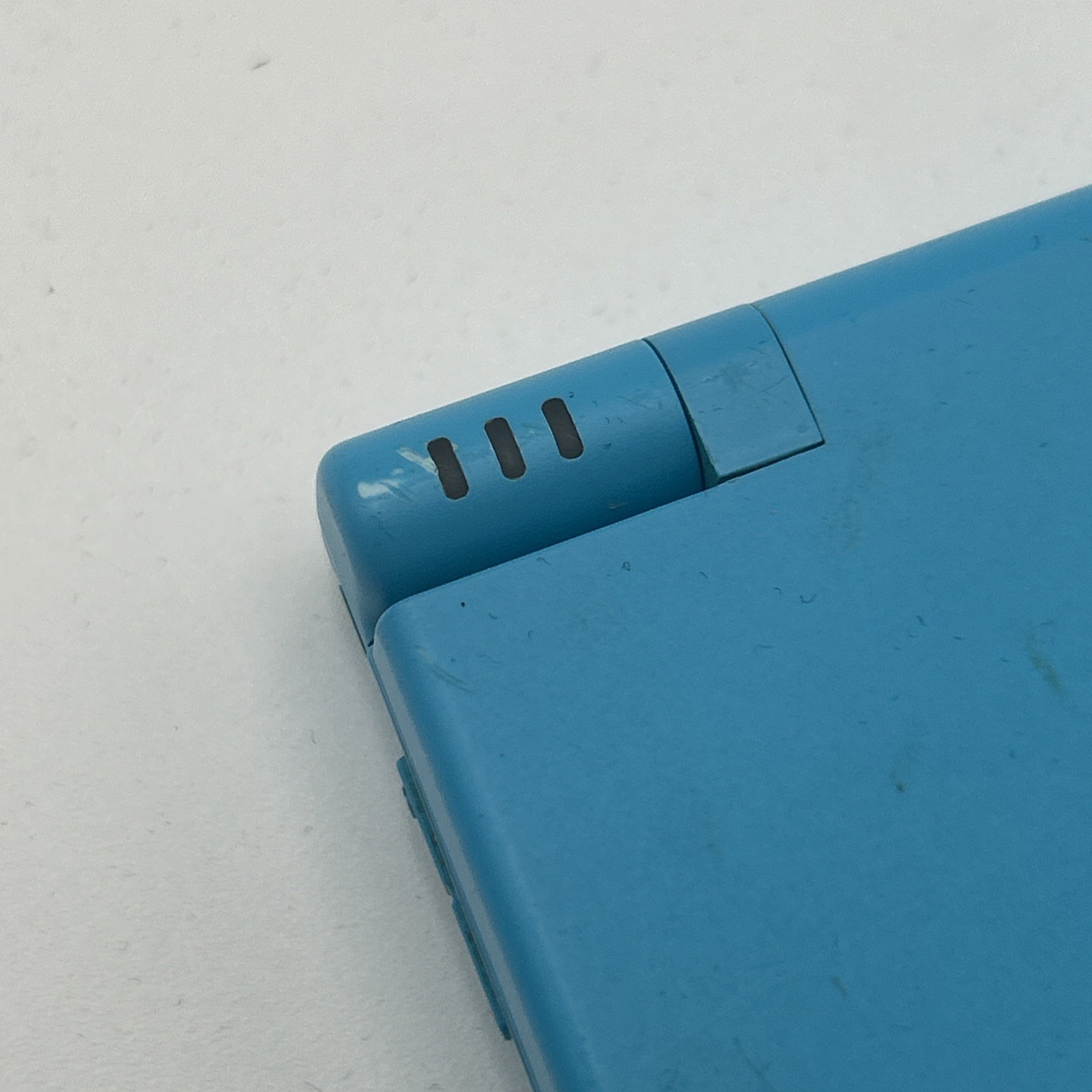 Nintendo DSi TWL-001 Teal Blue No Charger Or Stylus L And R Buttons Bad READ