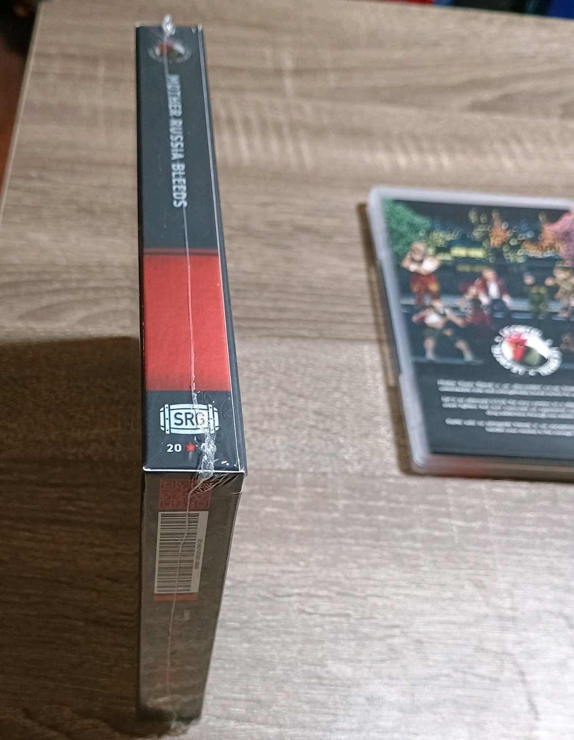 Mother Russia Bleeds Switch Special Reserve numbered 2663/3500 w/ Extra Case