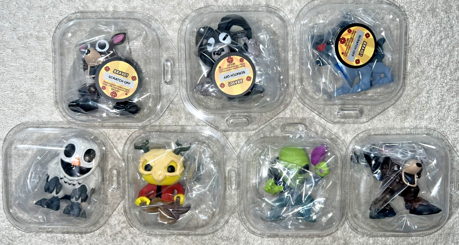 ROBLOX 99 NIGHTS IN THE FOREST MINIFIGURES SET OF 7 INCLUDES DLC CODES **NEW**
