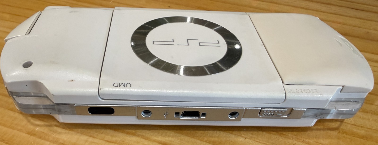 Sony PSP-1000 32MB Handheld Console White (Tested & Working)