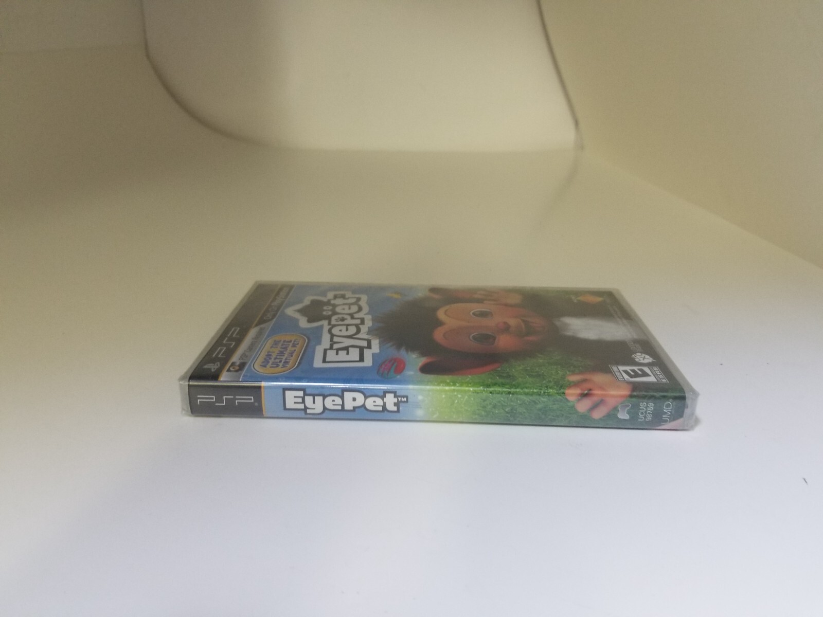 NEW Sealed Virtual Eye Pet game for Sony PSP (Camera required but not included )