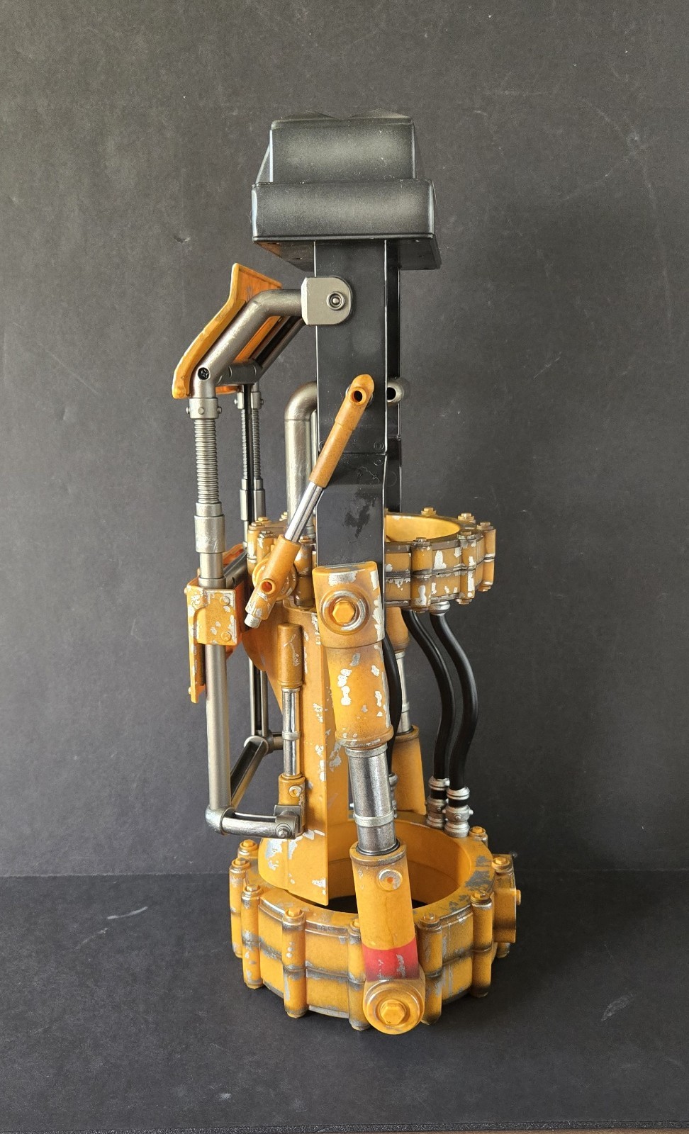 Fallout Power Fist 1:1 Scale Replica Bethesda Chronicle Collectibles No box 2018