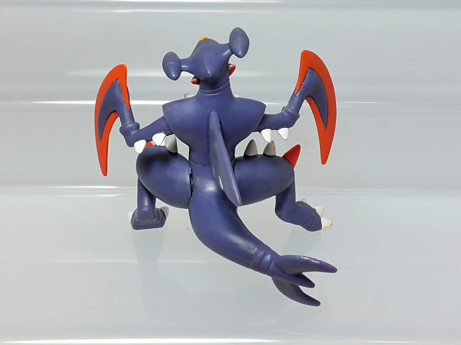Mega Garchomp Pokemon Moncolle Figure Takara Tomy 2014 Japan U04 2.4in