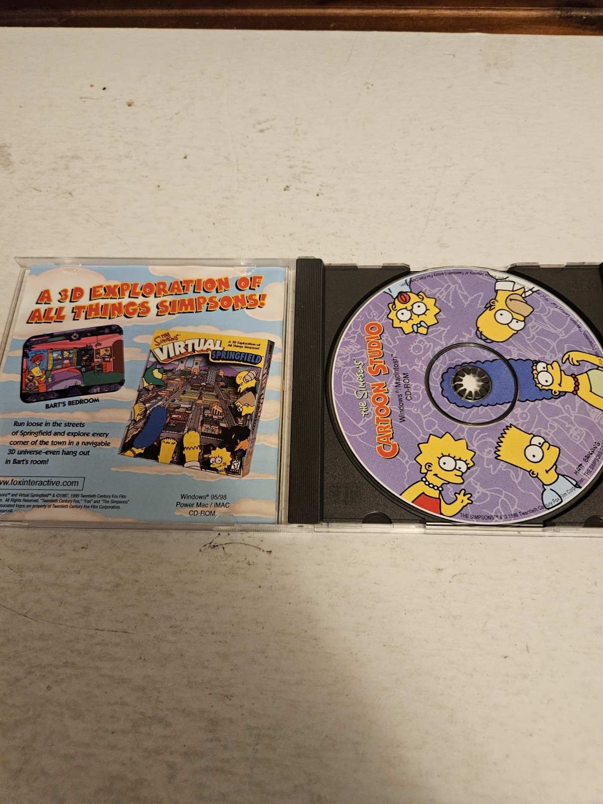 The Simpsons Cartoon Studio PC Game CD-ROM Windows 95 Win 98 Macintosh Mac