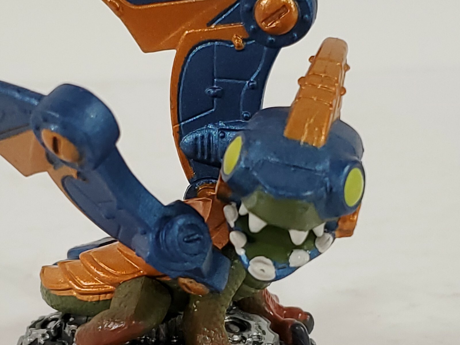 2012 Activision Skylanders Spyro’s Adventure Drobot Orange Base 84549888 L4125A