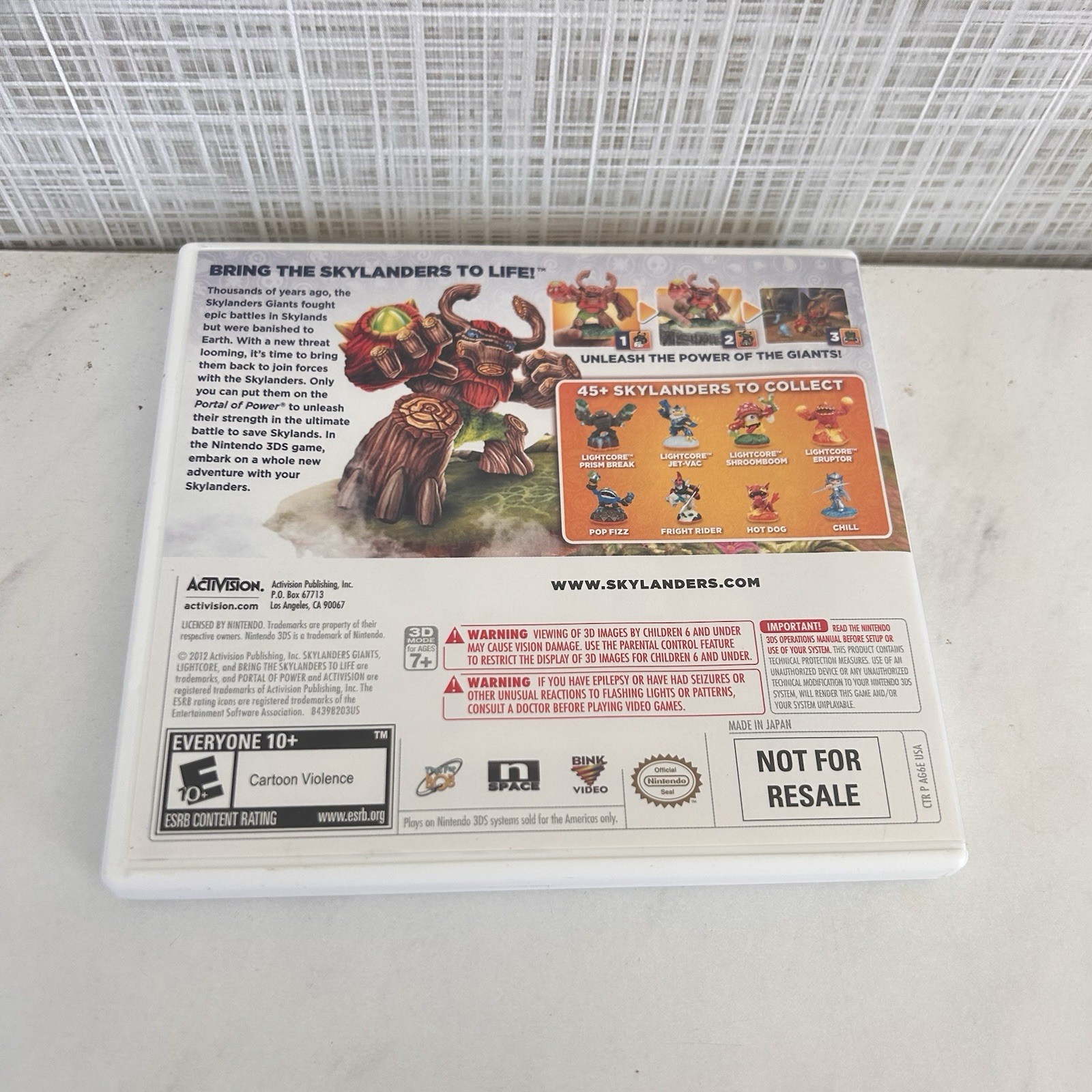 Skylanders Giants Nintendo 3DS Game & Booklet 2012 Not Tested Age 7+ Everyone UU