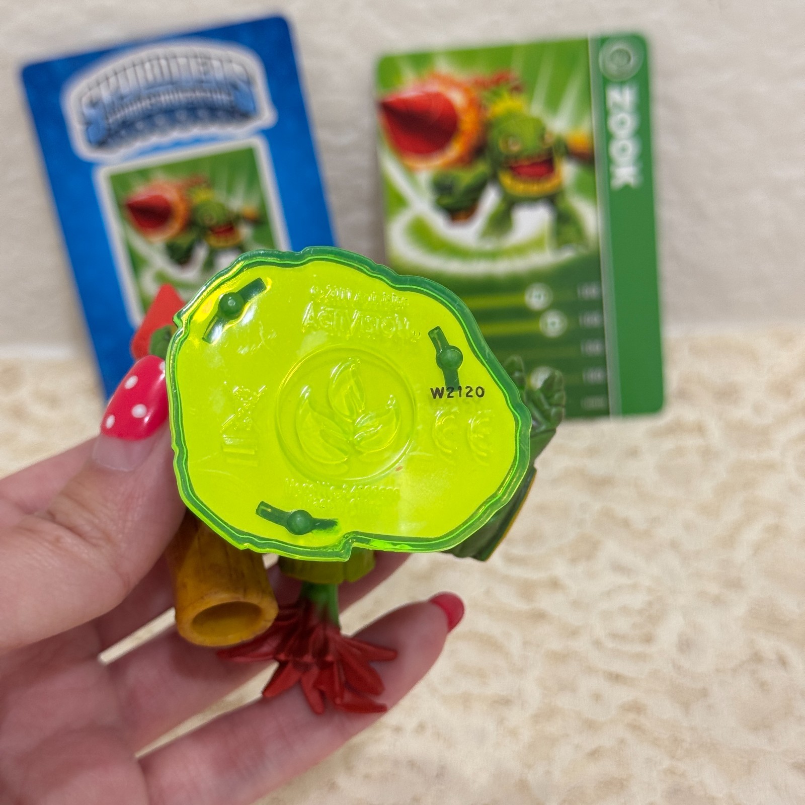 Skylanders Spyro’s Adventure Zook Figure 2011 Activision with 2 Cards Life