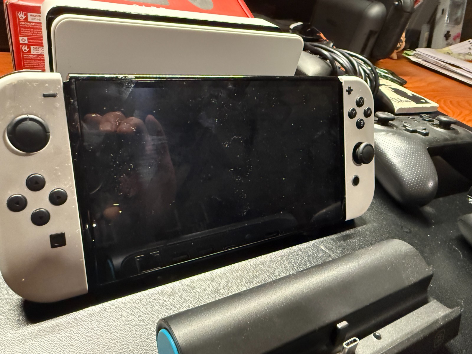 Nintendo Switch OLED Model HEG-001 Bundle