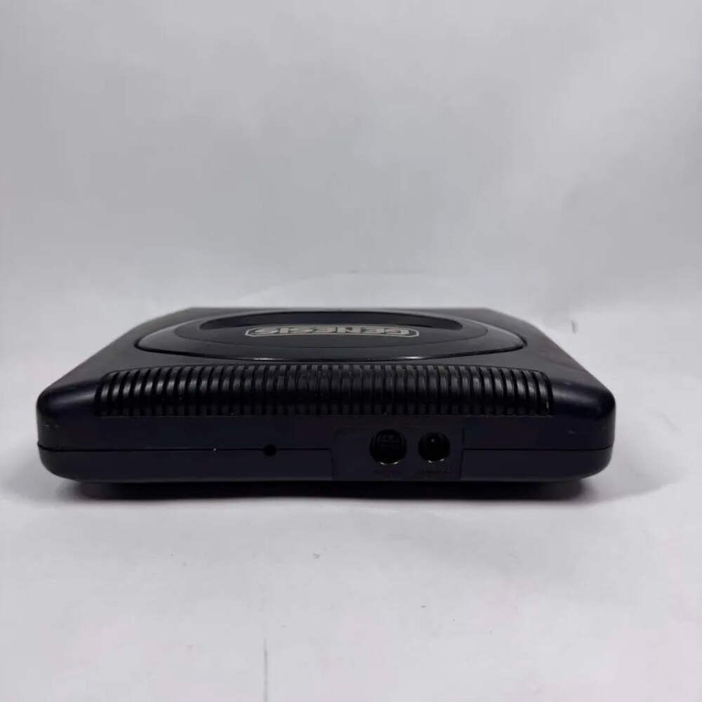 Broken Sega Genesis Console Gaming System MK-1631 No Power