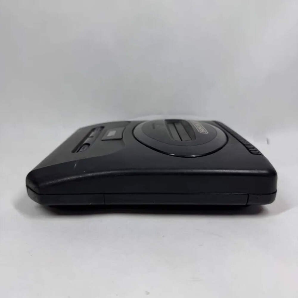 Broken Sega Genesis Console Gaming System MK-1631 No Power