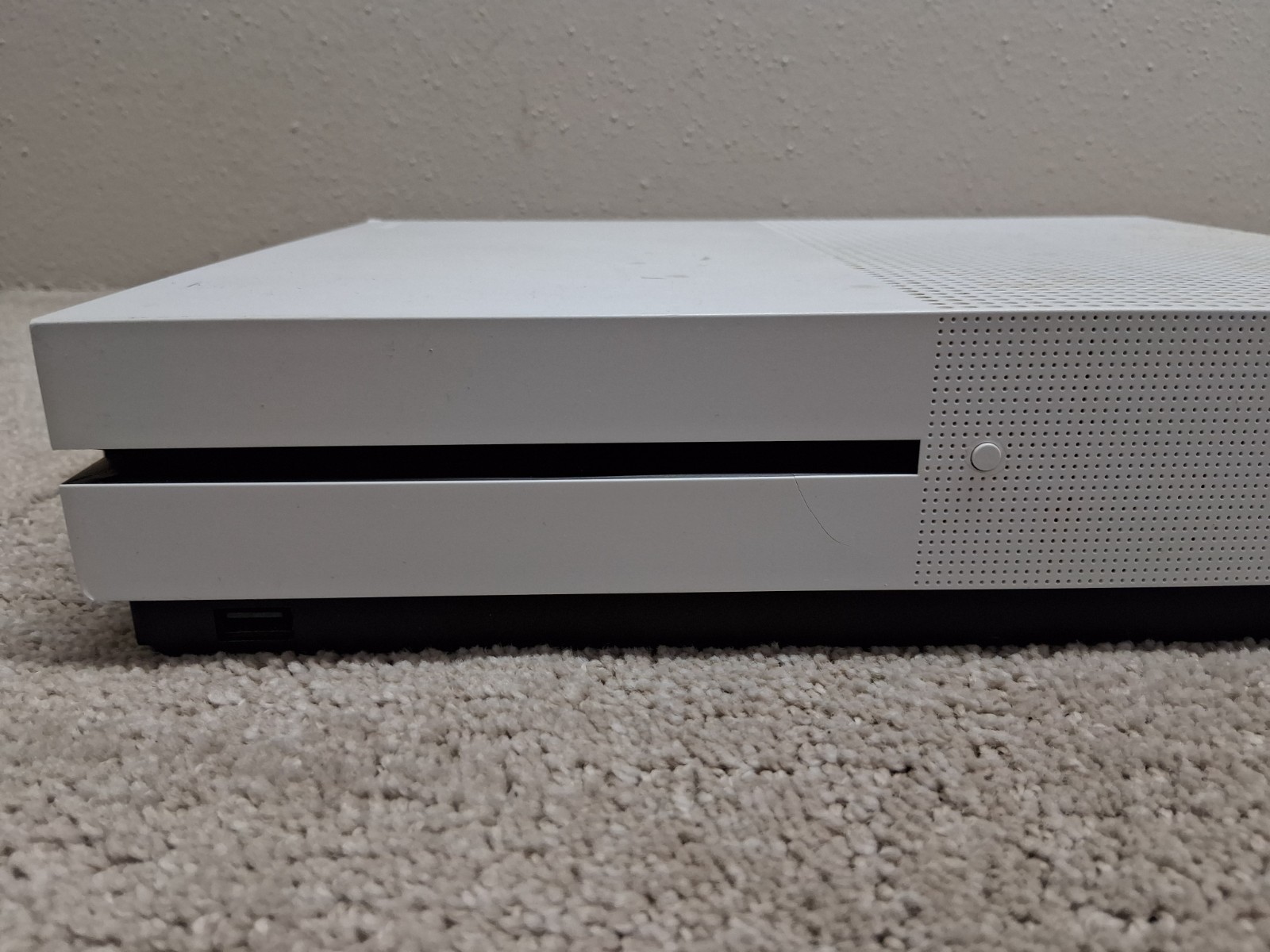 Microsoft Xbox One S White Model 1681 Powers On But HDMI Port Isn’t Working