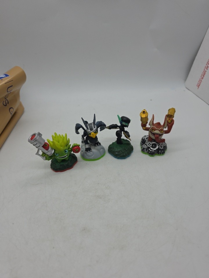 Skylanders Lot Of 4 Skylanders Mint Ninja Elf Food Fight