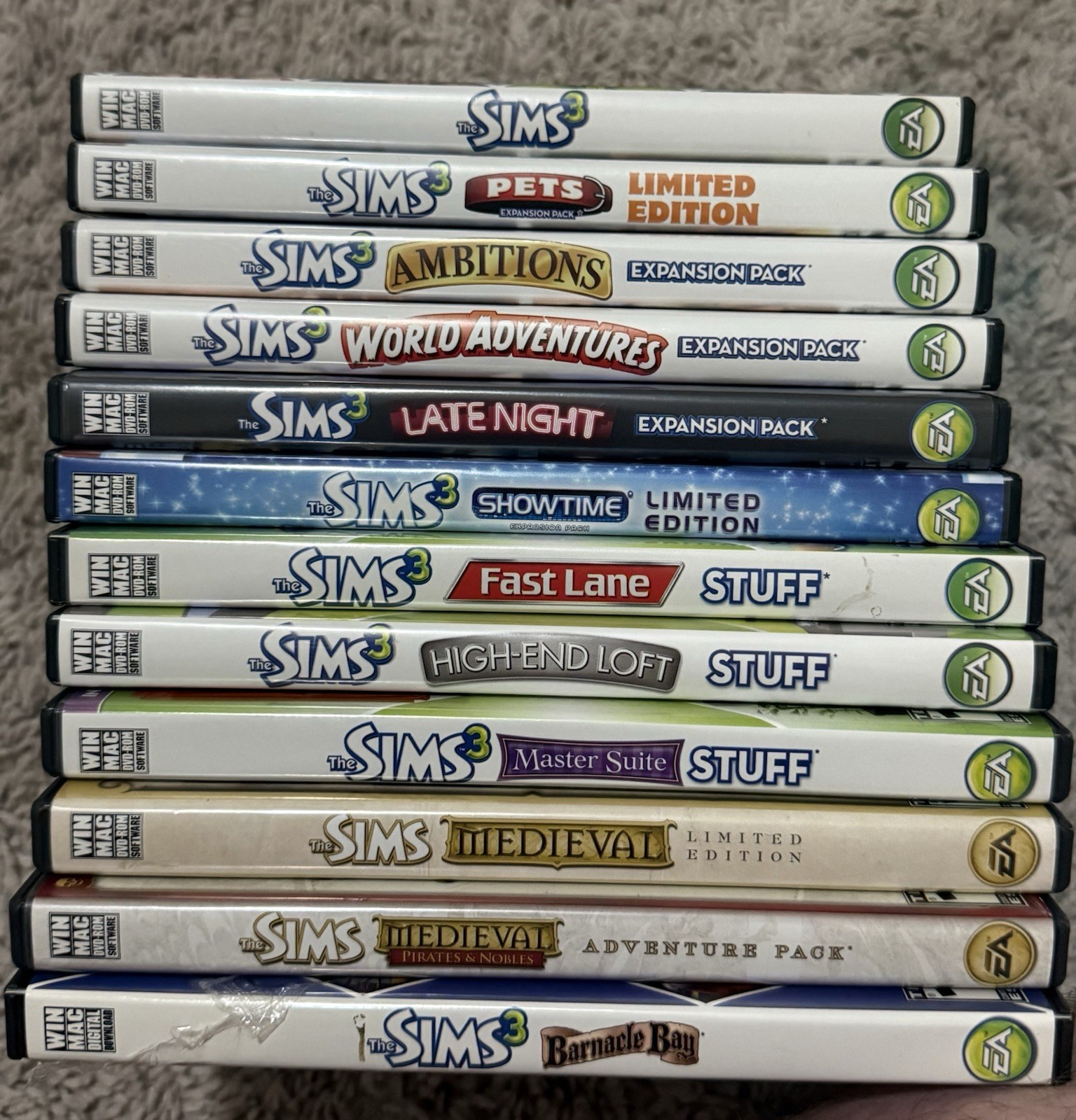 The Sims 3 LOT + The Sims Medieval PC/MAC CIBs